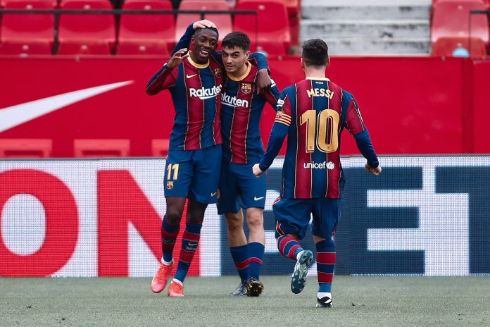 Sevilla FC v FC Barcelona - La Liga Santander