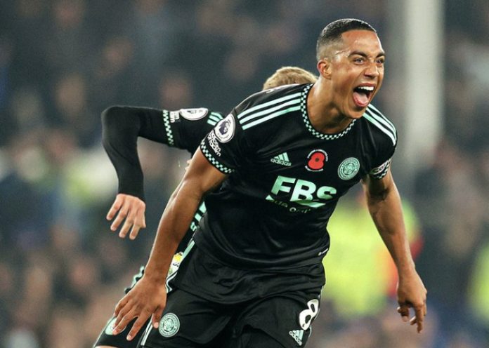 81668990-D8C3-4A24-B3A1-62844C8E9D43