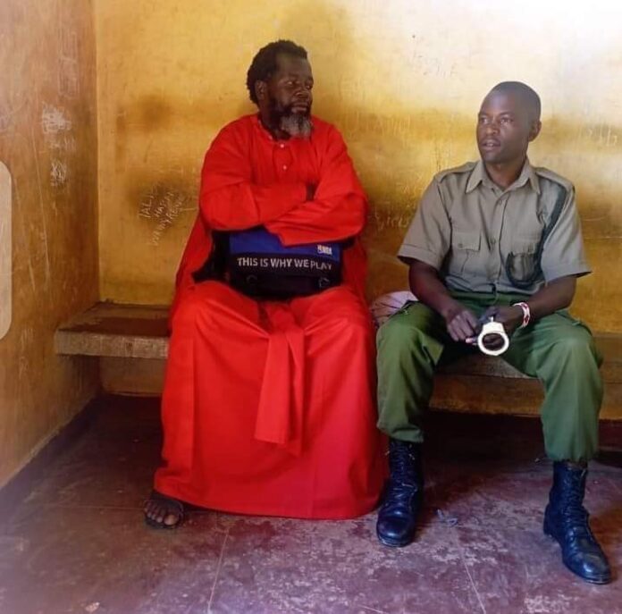 EA7BB085-CF30-43F4-8EB5-4D00F162DE87