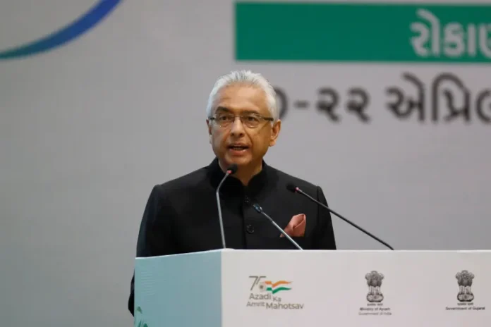 2022-04-20T084438Z_1187544577_RC2TQT9MQN3T_RTRMADP_3_INDIA-HEALTH-WHO-1730479867