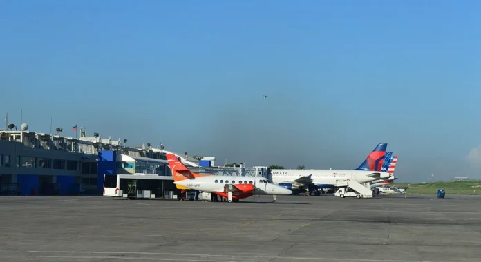 Aeroport_International_Toussaint_Louverture_de_Port-au-Prince-1