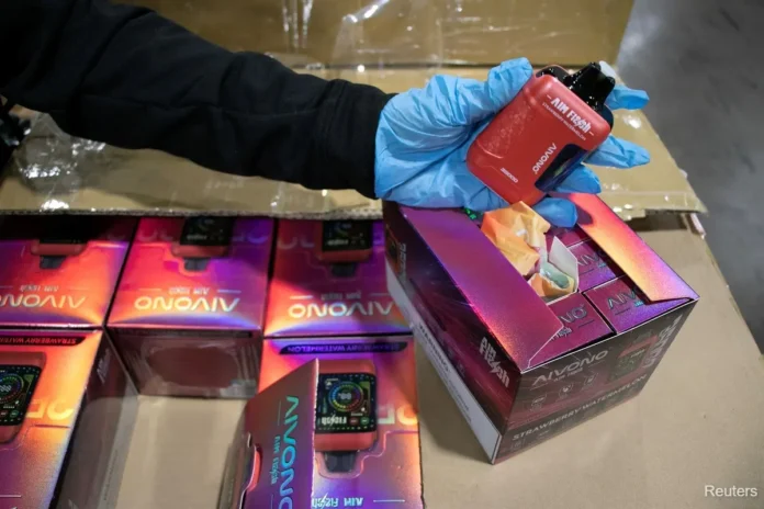 china%20vape_20250623145608_Reuters