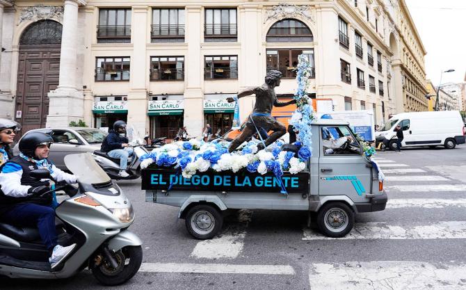 30diego-maradona-65th-birthday7