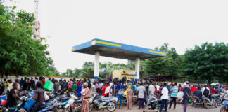 Mali Shuts Schools Amid Fuel Crisis, Secures Russian Deal for Petroleum Supplies
