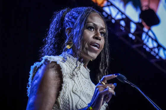 251115-michelle-obama-ch-1638-6157b1