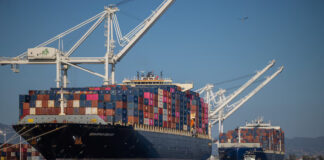 U.S. Supreme Court Questions Legality of Trump’s Global Tariffs in Landmark Case