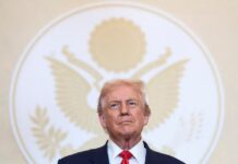 Trump Says U.S. Must ‘Remain Liquid’ as Government Shutdown Enters 37th Day