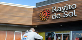 Immigration Raids in Chicago Spark Outrage After Teacher Seized from Daycare