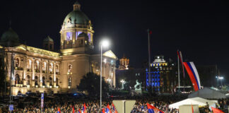 Thousands Rally in Belgrade to Support Serbian President Vucic Amid Ongoing Protests