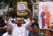 India’s Poll Workers Cite Harsh Conditions, Sleep Deprivation Amid Death Reports