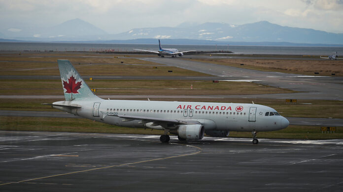 Air_Canada_AP_25225418498980_NAT_0814