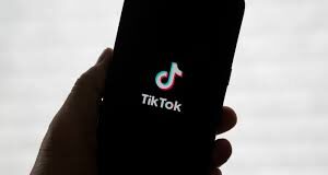 US TikTok Sale in Limbo as Critical Deadline Set for Another Delay