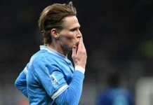 McTominay scores two as Napoli hold leaders Inter