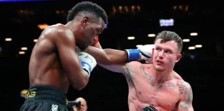 Briton Smith stuns Matias to become world champion