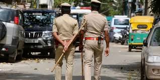 A Kenyan businesswoman has been robbed approximately Ksh 9.4 million by fake police officers in Mumbai, India