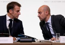 France Backs EU Move to Suspend U.S. Trade Deal Over Greenland Tensions