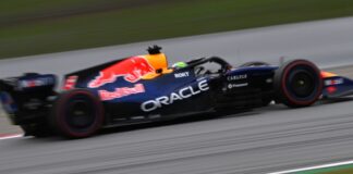 Hadjar crashes new Red Bull in F1 testing