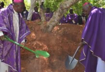 DEACON DENNIS BENARD MAITHYA LAID TO REST AT MUTUNE DIOCESAN CEMETERY