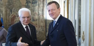 Sacked workers of Italia space agency move to court