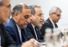 Trump Weighs Strikes on Iran as Tehran Signals Deal Within Days