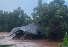 Homes Submerged, Thousands Evacuated in Hawaii Flood Crisis