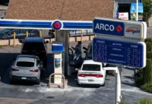 11israel-iran-oil-reserves-pltz-jumbo