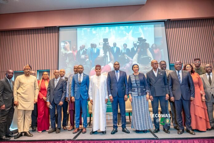 645250887_1231669989138625_5054078756565428466_n