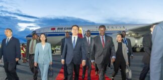 Chinese Vice President Han Zheng Arrives in Kenya