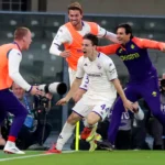 De Gea’s huge saves lift Fiorentina to a tense win over Verona