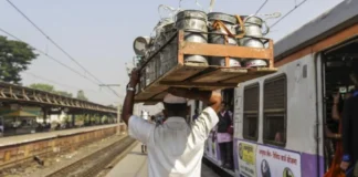 Mumbai’s famed dabbawalas fed millions for over 100 years – now they are disappearing