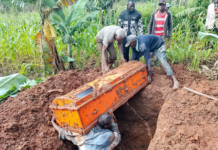 Drama as man’s body is exhumed following mysterious night burial in Vihiga