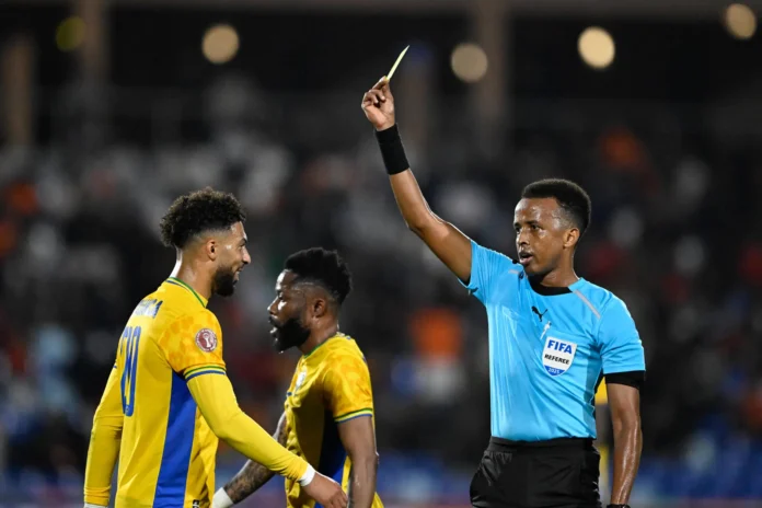 17world-cup-referee-lhgf-superJumbo