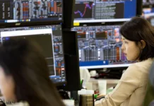 Stock market jitters remain amid tech fears and renewed Middle East attacks